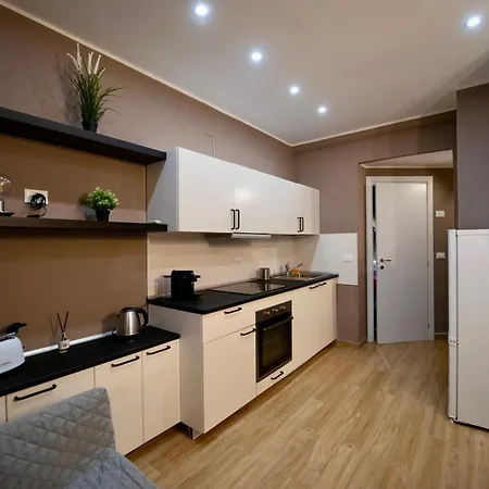 Apartment Maramarti - In The Heart Of The Historic Center Genoa